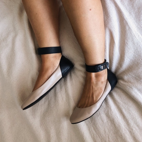 Steve Madden Shoes - Steve Madden / Two-Tone Ballet Flats Ankle Straps